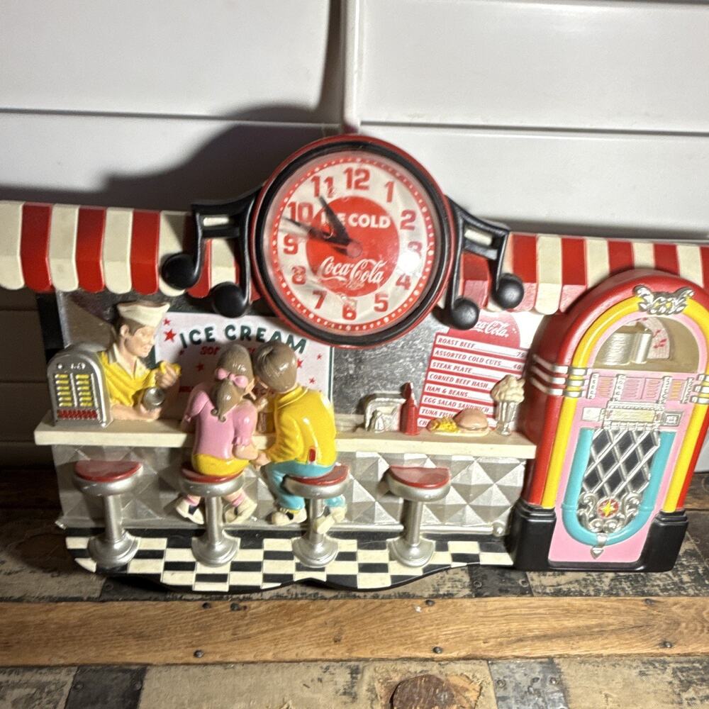 Coca-Cola Diner Wall Clock Jukebox Design "Ice Cold Coca-Cola" Soda Theme